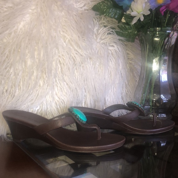 Women’s Thong Sandals - Picture 6 of 7